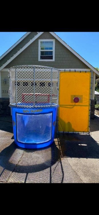 DUNK TANK