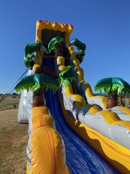 C1728BFE 678A 4561 AF4F E8308EE3076D 1665005728 (34) T-REX 25FT WATER SLIDE